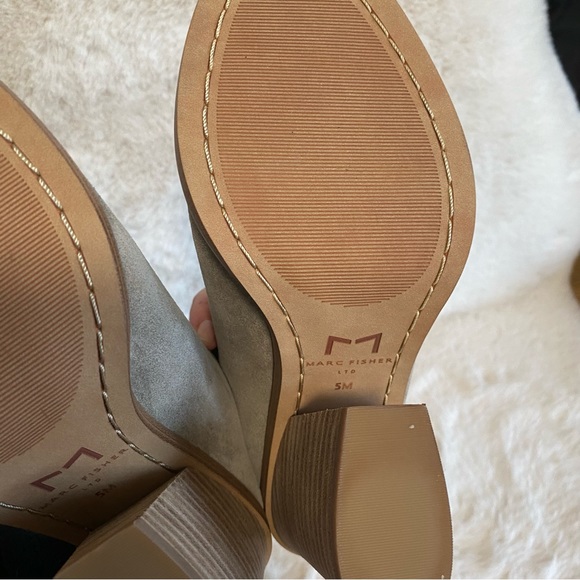 Marc Fisher Vinita Sandal - Picture 7 of 8